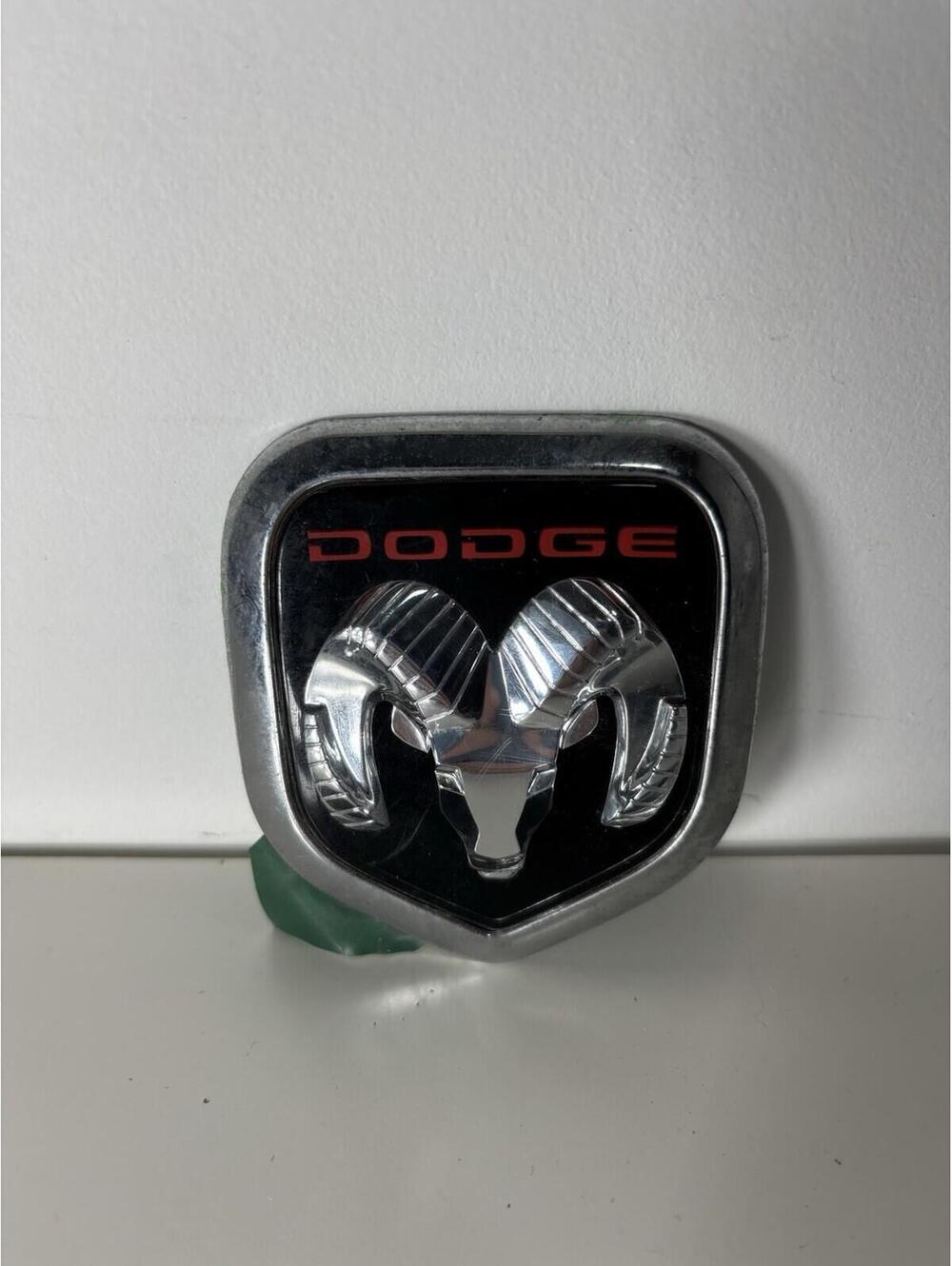 1997-2003 Dodge Durango Dakota 1997-2001 Ram Van 55295241 Front Emblem
